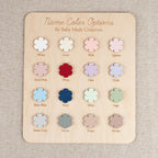 3D name color chart for the simple oval baby name plaque, sixteen painted wood colors